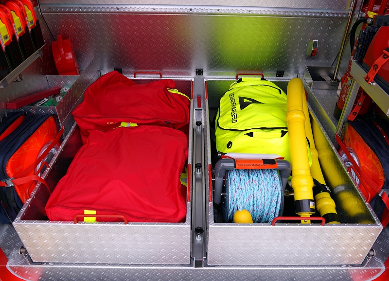 Kisten mit Wasser- und Eisrettung