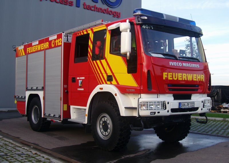 Hilfeleistungslöschgruppenfahrzeug 20/16 Feuerwehr Petershausen