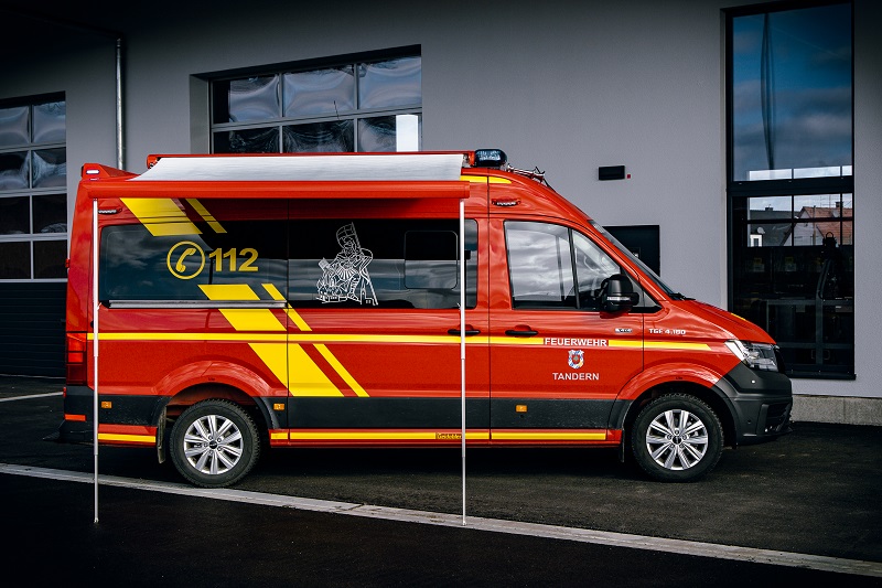 Unterstand am Fahrzeug