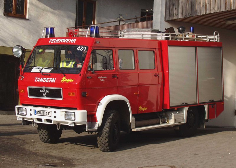 Löschgruppenfahrzeug 8/6 Feuerwehr Tandern