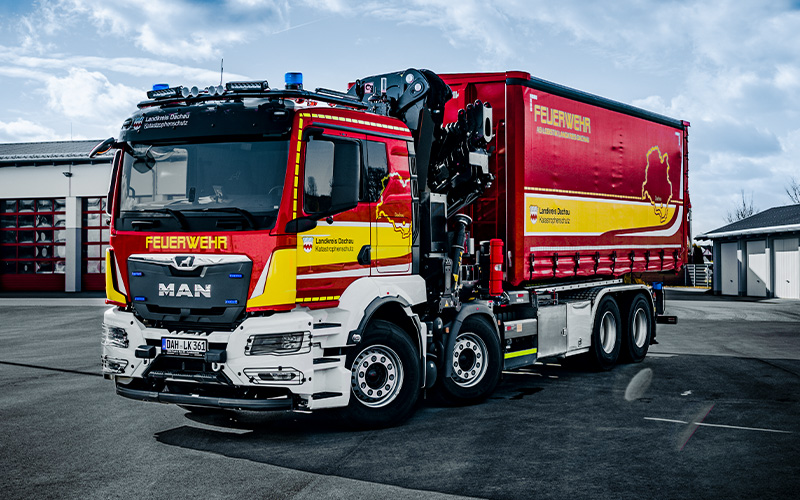 Wechselladerfahrzeug mit Kran (WLF-K)