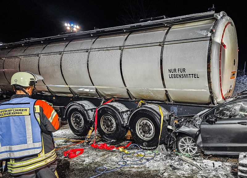  Verkehrsunfall mit LKW