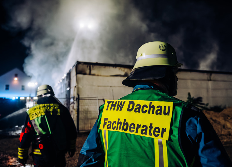 Brand einer Lagerhalle im Dachauer Gewerbegebiet