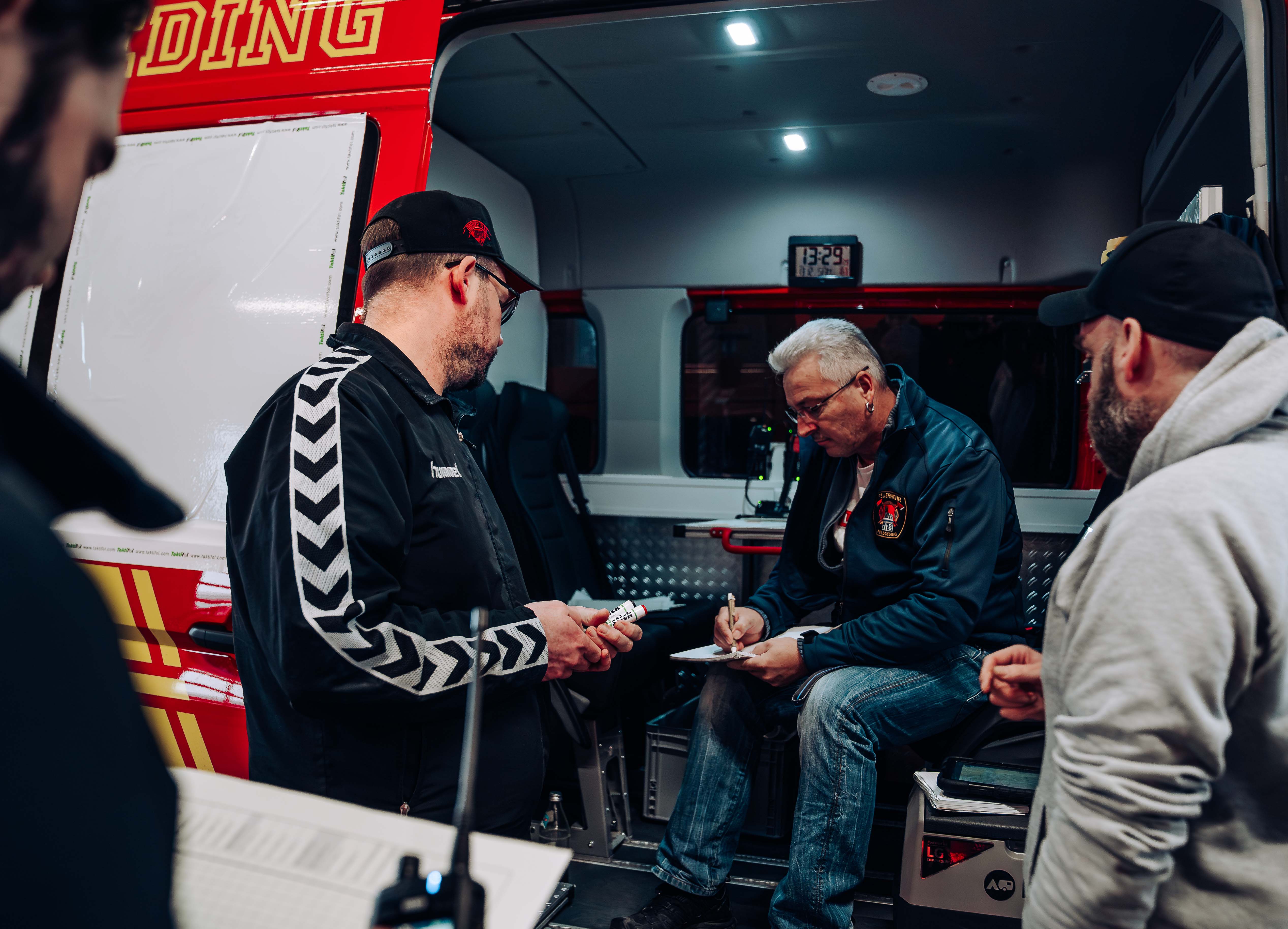 Gut vorbereitet für komplexe Einsatzlagen - Ausbildung Führungsunterstützung im Katastrophenschutzzentrum