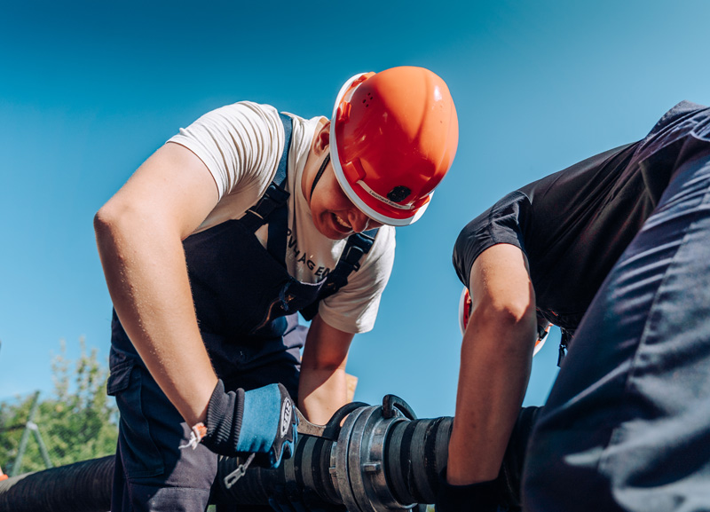 Ein Wochenende für die Feuerwehrjugend: Erfolgreiches Blaulichtcamp mit Jugendleistungsprüfung in Tandern