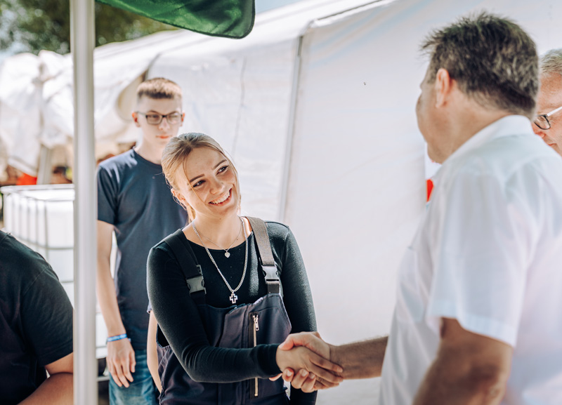 Ein Wochenende für die Feuerwehrjugend: Erfolgreiches Blaulichtcamp mit Jugendleistungsprüfung in Tandern