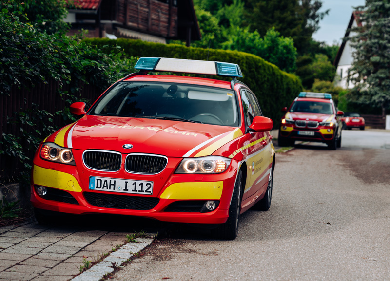 Großbrand in Ottershausen - Wohnungsbrand greift auf Dachstuhl über