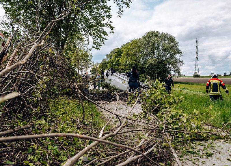 Fünf Verletzte bei Verkehrsunfall auf der Staatsstraße 2047
