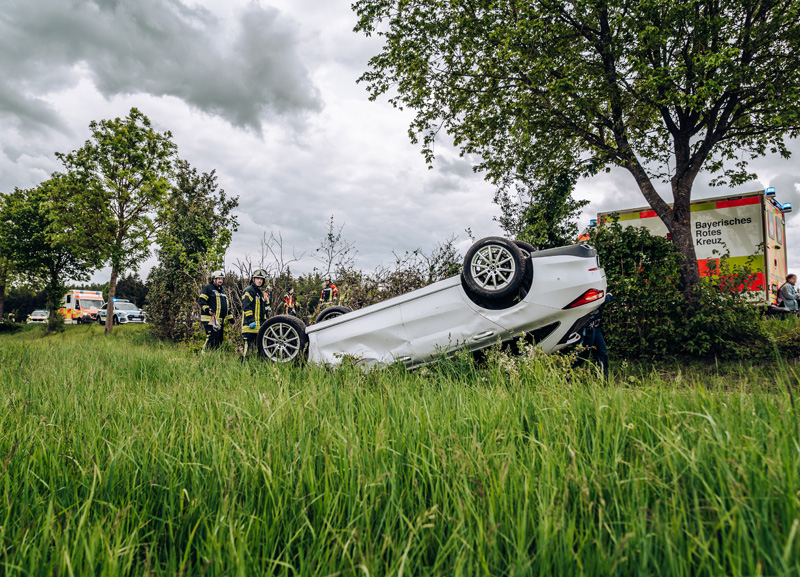 Fünf Verletzte bei Verkehrsunfall auf der Staatsstraße 2047