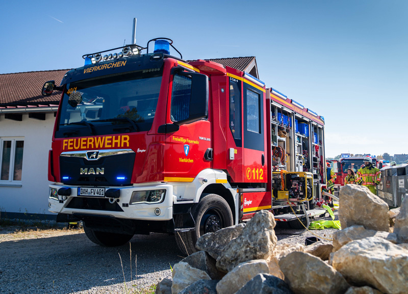 Brand in der Asylbewerberunterkunft Vierkirchen - Wohncontainer brennt aus