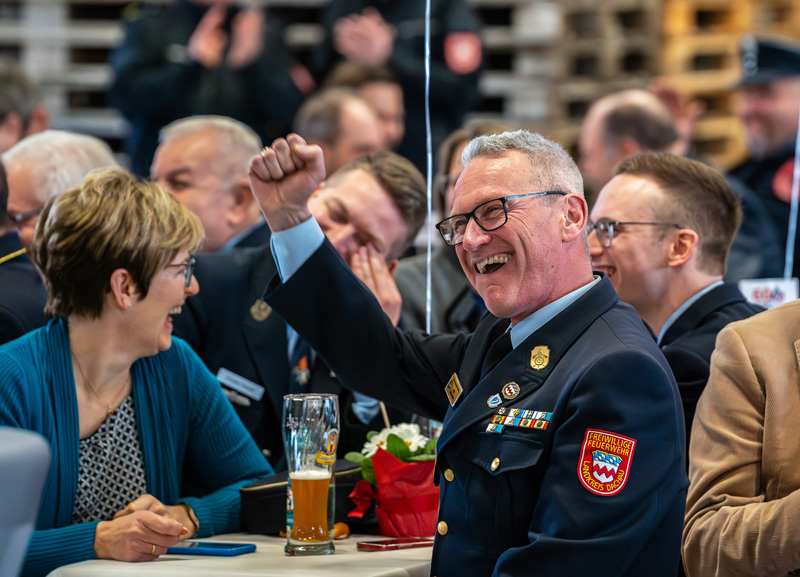 Rund 150 Gäste feiern den 60. Geburtstag von Kreisbrandrat Georg Reischl