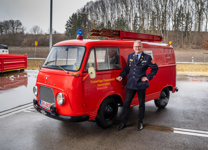 Rund 150 Gäste feiern den 60. Geburtstag von Kreisbrandrat Georg Reischl