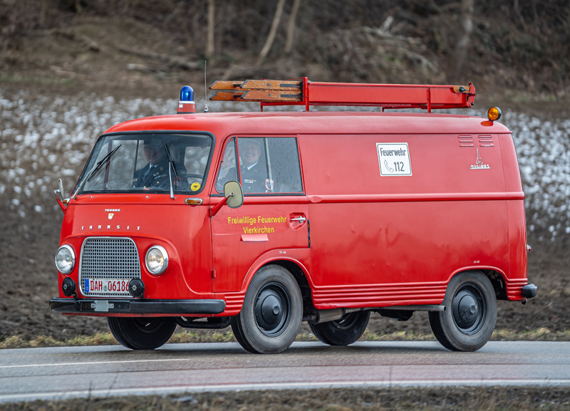 Rund 150 Gäste feiern den 60. Geburtstag von Kreisbrandrat Georg Reischl