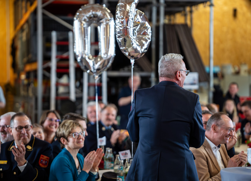 Rund 150 Gäste feiern den 60. Geburtstag von Kreisbrandrat Georg Reischl