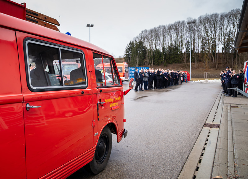 Rund 150 Gäste feiern den 60. Geburtstag von Kreisbrandrat Georg Reischl