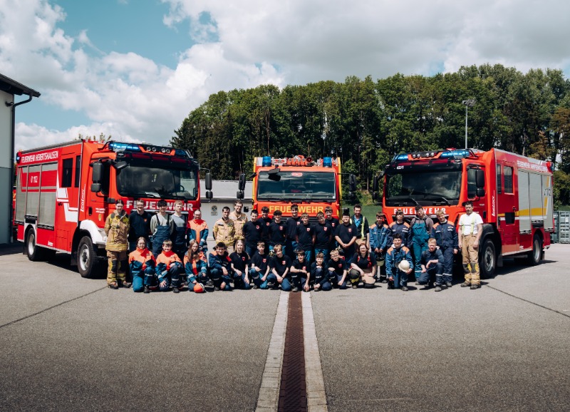 24 Stunden im Einsatz – Jugendfeuerwehren zeigen vollen Einsatz beim Berufsfeuerwehrtag