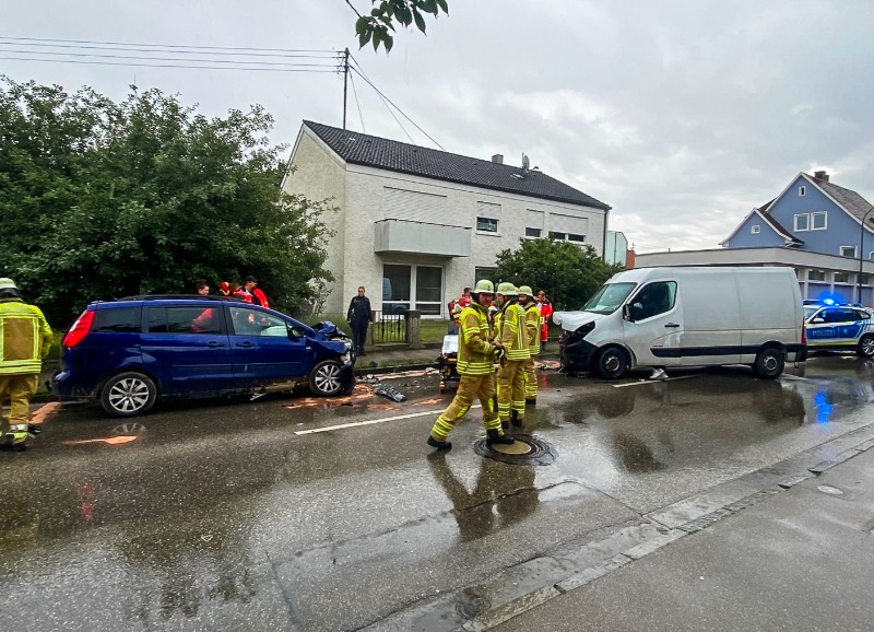 Fünf Verletzte nach Verkehrsunfall in Indersdorf