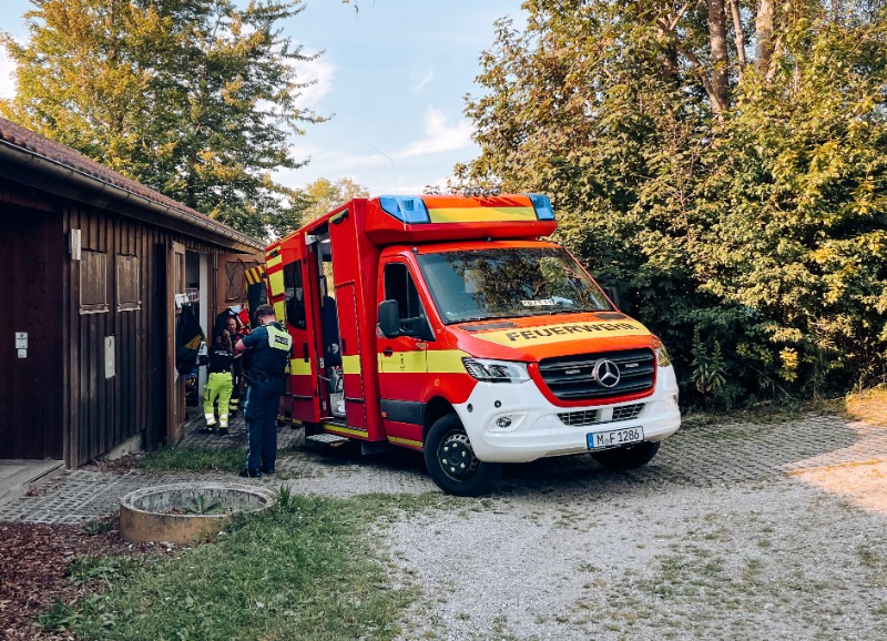 Person ertrinkt im Karlsfelder See