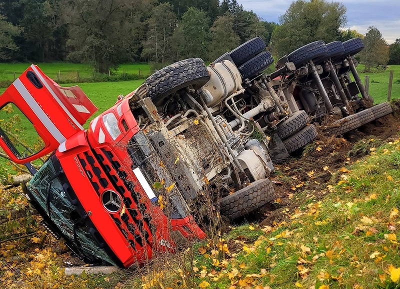 Umgestürzter Lastzug bei Miegersbach