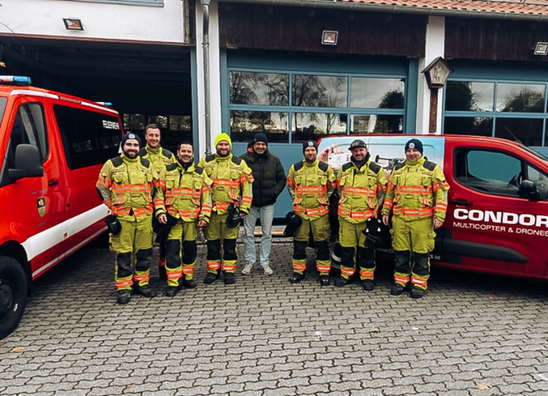Fit mit der Drohne - sieben neue Piloten in Röhrmoos ausgebildet