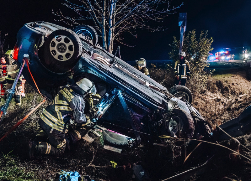 Verkehrsunfall zwischen Asbach und Ramelsbach